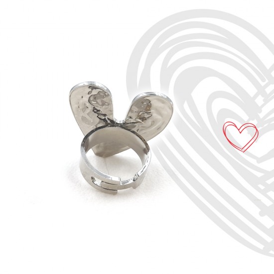 STAINLESS STEEL RING WITH HAMMERED HEART