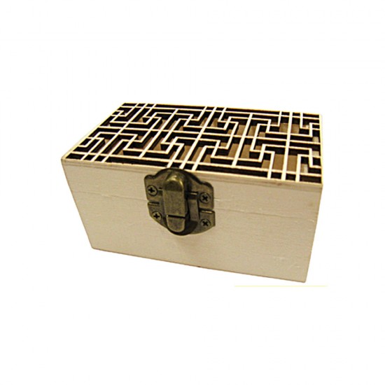 WOODEN BOX WITH ROOMED GEOMETRIC SHAPES