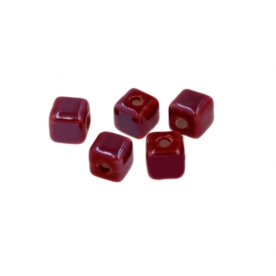 CERAMIC BEAD CUBE DARK RED 8,5mm AND HOLE 2,3mm