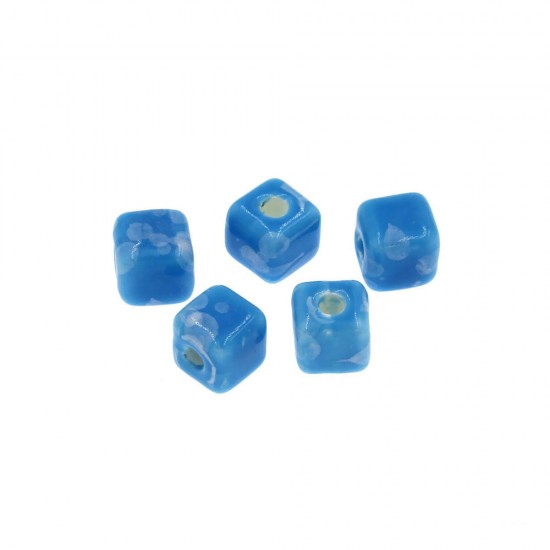 CERAMIC BEAD CUBE SKY BLUE WITH WHITE DOTS 8,5mm AND HOLE 2,3mm