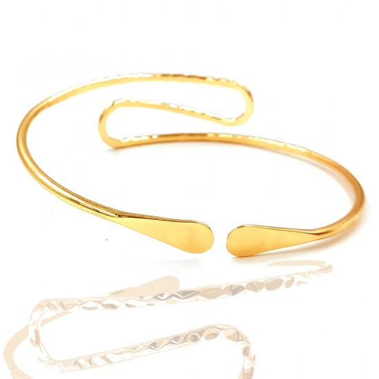 METALLIC UPPER ARM CUFF WITH LINES HAMMERED DESIGN BRACELET GOLD PLATED