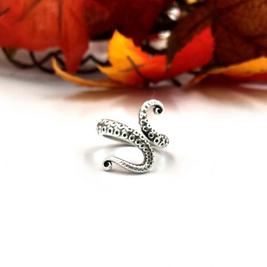OCTAPUS TENTACLE RING