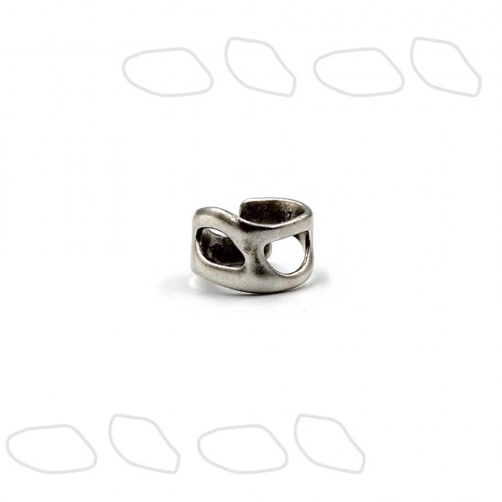 RING WITH IRREGULAR GAPS SILVER PLATED
