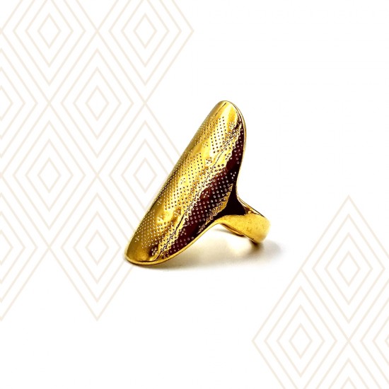 RING OVAL WITH ETHNIC PATTERN GOLD PLATED