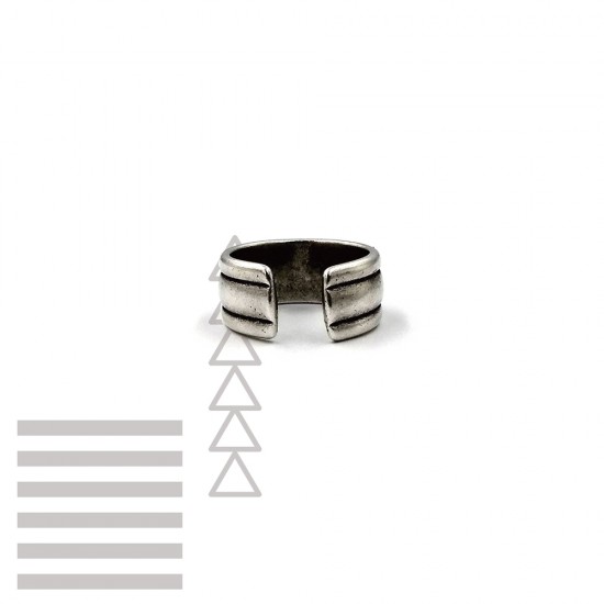 RING WITH PARALLEL LINES SILVER PLATED