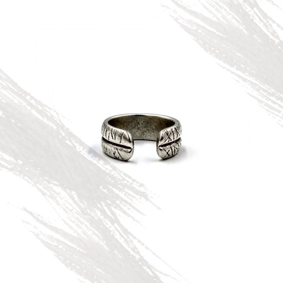 ETHNIC RING WITH INLAID SURFACE SILVER PLATED