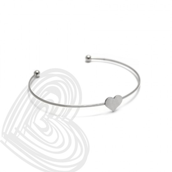 STAINLESS STEEL CUFF BRACELET WITH HEART