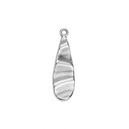 METALLIC PENDANT DROP WITH RIPPLE EFFECTS 8,3X27,8mm SILVER PLATED
